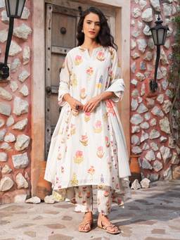 Indisangam - Women's Off White Mul Floral Printed Kurta with Pant and Dupatta
