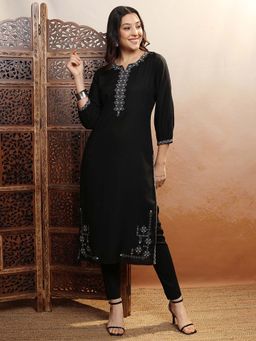 VISHUDH - Women Black Round Neck Embroidered Kurta