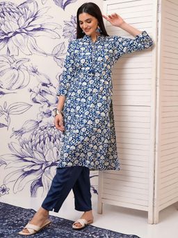 VISHUDH - Women Blue Floral Printed Embroidered Straight Kurta