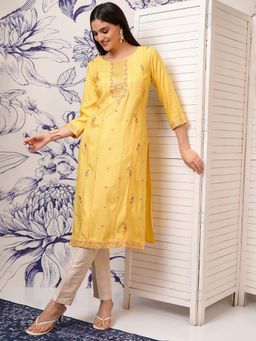 VISHUDH - Women Yellow Floral Embroidered Straight Kurta