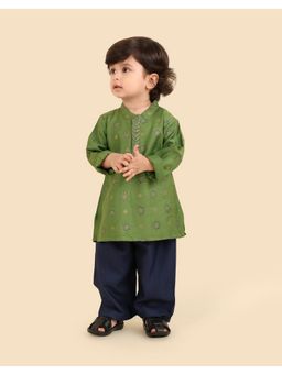 Fabindia - Green Viscose Blend Kurta and Pyjama