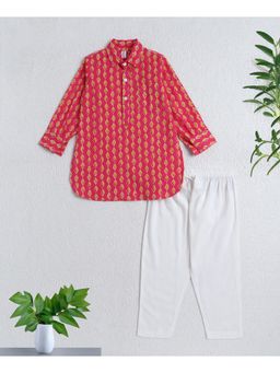 The Magic Wand - Pink Cotton Woven Full Sleeves Ikat Printed Kurta and Pyjama