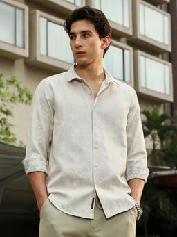 Campus Sutra - Men Off White Splash-Jacquard Shirt
