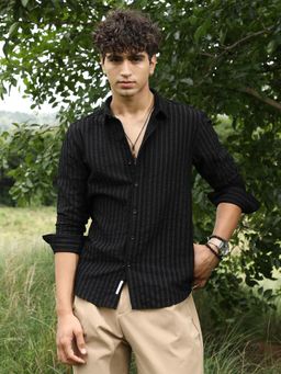 Campus Sutra - Men Onyx Black Edgy-Stripe Jacquard Shirt