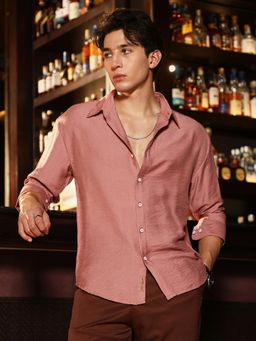 Campus Sutra - Men Rouge Pink Solid Relaxed Shirt
