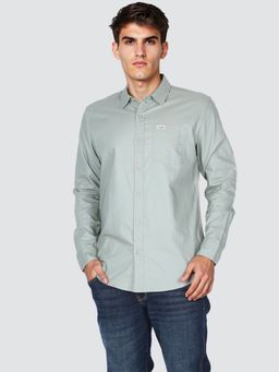 Wrangler - Men Solid Green Regular Fit Shirt