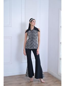 Ombrello - Black And White Sleeveless Co-Ord (Set of 2)