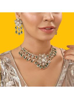 Auraa Trends - Royal Green Kundan Stone Necklace Set