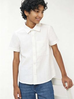 max - White Self Design Regular Shirt
