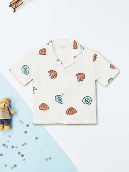 max - White Printed Regular Shirt