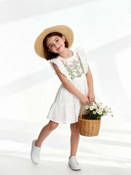 max - White Embroidered Regular Dress