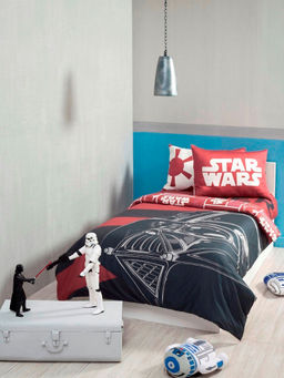 Ddecor Live Beautiful - DDECOR - Star Wars Vader 180TC 100% Cotton Double Bedsheet with 2 Pillow Covers, Red