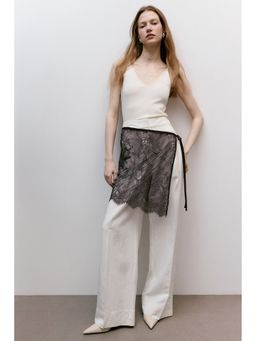 H&M - Women Brown Lace Hip Scarf