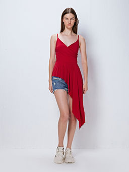 Cover Story - Red Solid Shoulder Straps Top