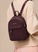 Maroon color option, Currently selected