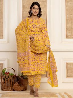 Yufta - Yellow Printed Pakistani Style Kurta & Pant With Dupatta (Set of 3)