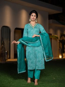 Yufta - Teal Green Leheriya Print Cotton Straight Kurta With Pant & Dupatta (Set of 3)
