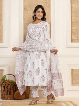 Yufta - Pink Floral Print Piping Anarkali Kurta & Pant With Dupatta (Set of 3)