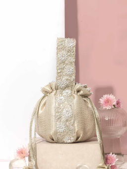 AMYRA - Tej Silver Round Potli Bag