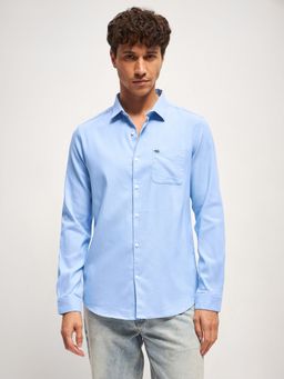 The Bear House - Blue Solid Slim Fit Casual Shirt