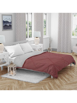HomeTown - Nora Palette Cotton Double Comforter in Salmon/Off White