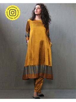 Chidiyaa - Mariglow Handprinted Mashru Silk Kurta Set