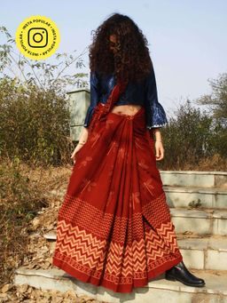 Chidiyaa - Dragonfly Charm Handblockprinted Cotton Saree