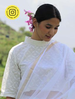 Chidiyaa - Ivory Pure Cotton Handprinted Blouse - Safed