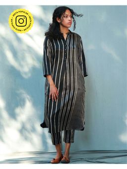 Chidiyaa - Kamalpreet Mashru Silk Kurta Saahiba (Set of 2)