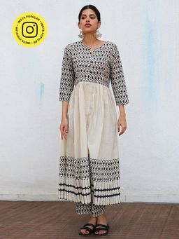 Chidiyaa - Nomad Roohi Block printed Kurta with Pant (Set of 2)