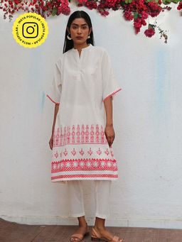 Chidiyaa - Bogainvillea Vanalika Block Printed Cotton Kurta & Pant (Set of 2)