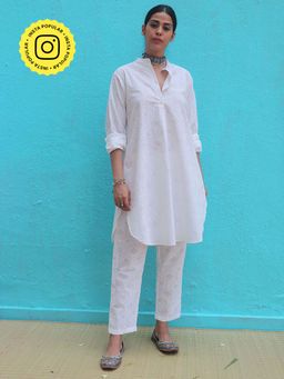 Chidiyaa - Safed Ginevra Cotton Kurta With Pant (Set of 2)