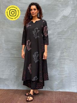 Chidiyaa - Soil Dewlit Glow Block Printed Cotton Kurta