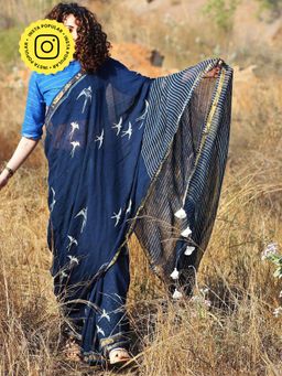 Chidiyaa - Indigo Fly On Handwoven Linen Saree