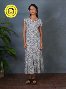 Chidiyaa - Soft Rainy Afternoon Grey Block Printed Cotton Dress