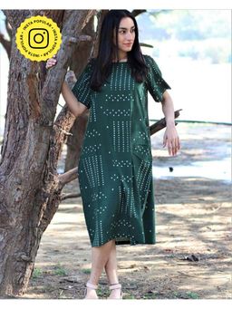 Chidiyaa - Green Pure Cotton Printed Midi Dress