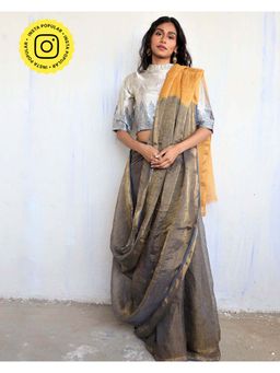 Chidiyaa - Melting Moon Vidhu Handwoven Linen Saree