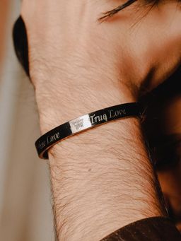 Aatmana - Men Stainless Steel Kada Bracelet