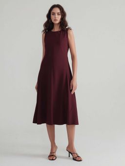 Twenty Dresses by Nykaa Fashion - Pleated Detail Knee Length A-Line Maroon Dress