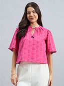 Pink color option, Currently selected