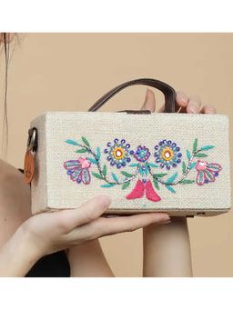 Gonecase - Bouquet Hand Embroidered Clutch Jute Bag
