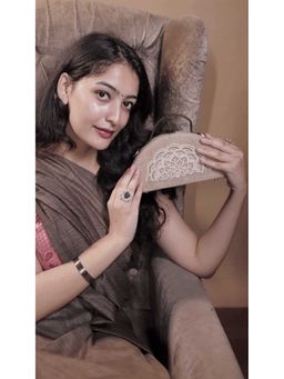 Gonecase - Mandala White Half Round Embroidered Jute Bag