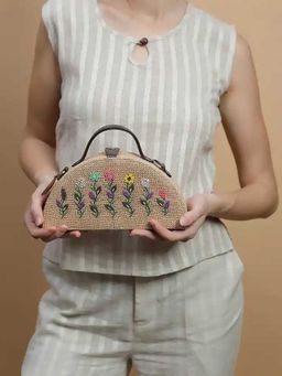 Gonecase - Baagecha Half Round Embroidered Jute Bag