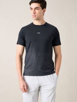 STRCH - Men Raglan Sleeve Sport T-shirt For Gym & Running