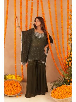 DEASHA INDIA - Women Green Georgette Embroidered Blouse with Kaftan and Sharara