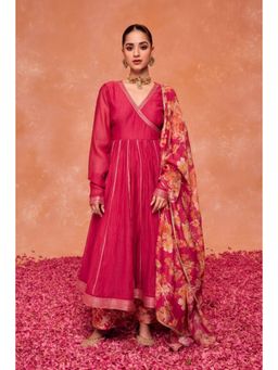 DOHR INDIA - Women Pink Silk Embroidered Kurta with Pant and Dupatta