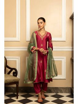DOHR INDIA - Women Red Silk Embroidered Kurta with Salwar and Dupatta