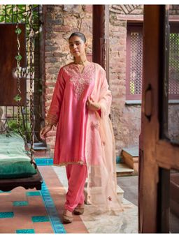 DOHR INDIA - Women Pink Silk Embroidered Kurta with Salwar and Dupatta