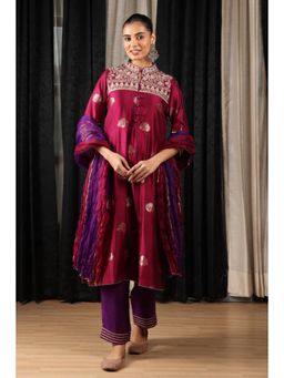 "Two Sisters" by Gyans - Maroon Silk Embroidered Mandarin Neck Kurta With Pant And Dupatta