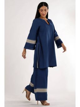 MADDER MUCH - Indigo Chanderi V-Neck Solid Kurta With Palazzo